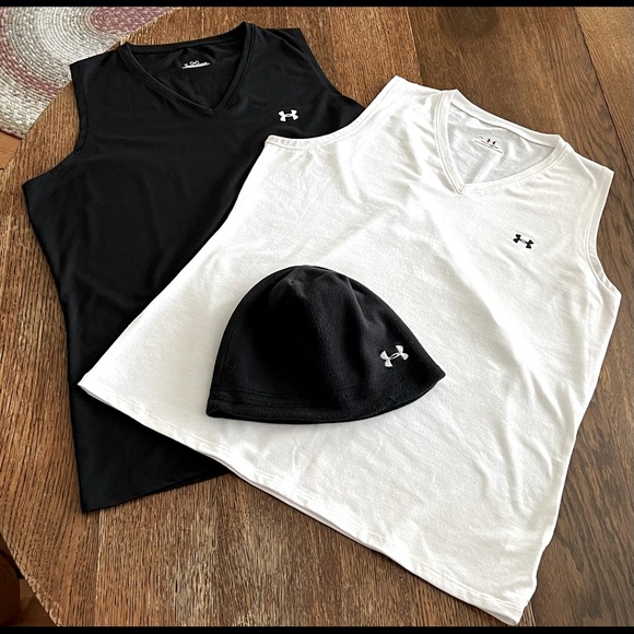 Under Armour Tops - ☀️2 UNDER ARMOUR Gals HEAT GEAR V-Neck Sleeveless -L- Tops + UA Beanie☀️